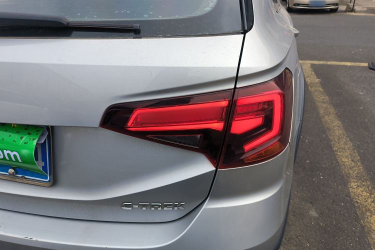 Used Volkswagen C-TREK 2017 1.6L Automatic Comfort Model Right Rear Taillight