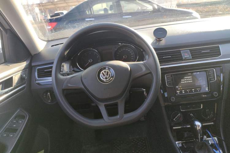 Used Volkswagen C-TREK 2017 1.6L Automatic Comfort Model Steering Wheel