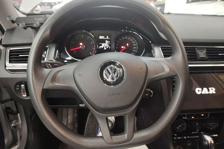 Used Volkswagen C-TREK 2017 1.6L Automatic Comfort Model Steering Wheel