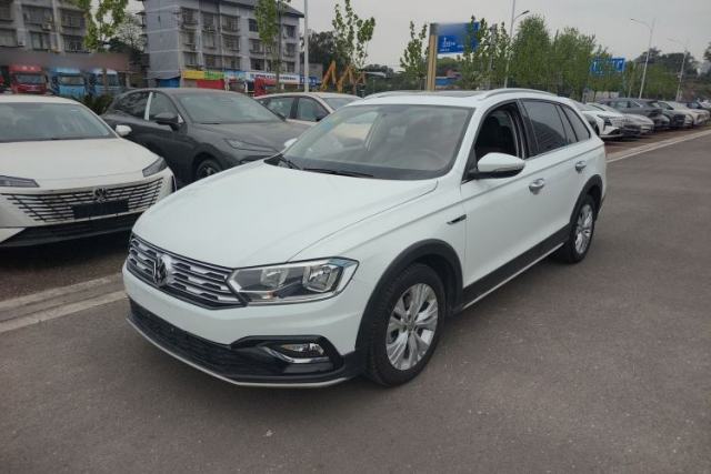 Used Volkswagen C-TREK 2017 230TSI DSG Comfort Version
