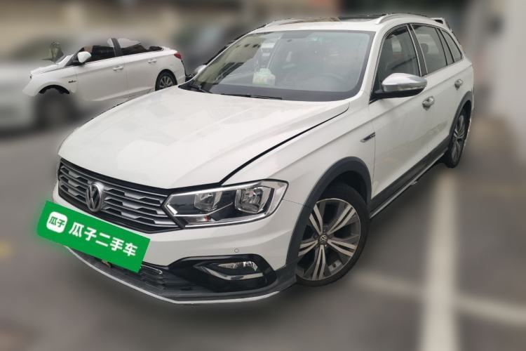 Used Volkswagen C-TREK 2017 1.6L Automatic Luxury Model Guazi used car, China used car export, Used car for sale, Used cars, Cheapest cars for sale