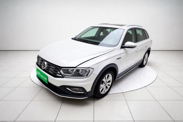 Volkswagen C-TREK 2017 230TSI DSG Comfort Version usado