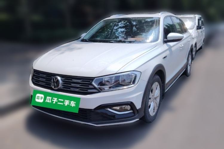 Used Volkswagen C-TREK 2017 1.6L Automatic Comfort Model Guazi used car, China used car export, Used car for sale, Used  cars, Cheapest cars for sale