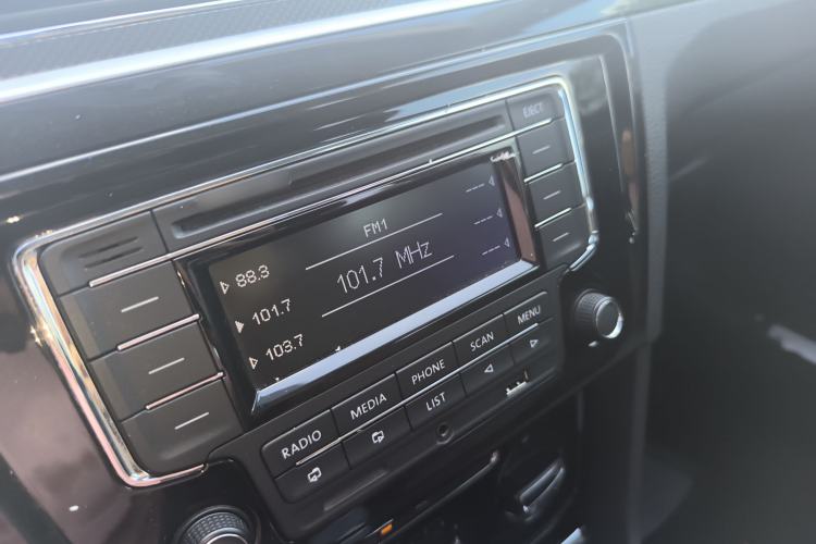 Used Volkswagen C-TREK 2017 1.6L Automatic Comfort Model Audio And AC Panel