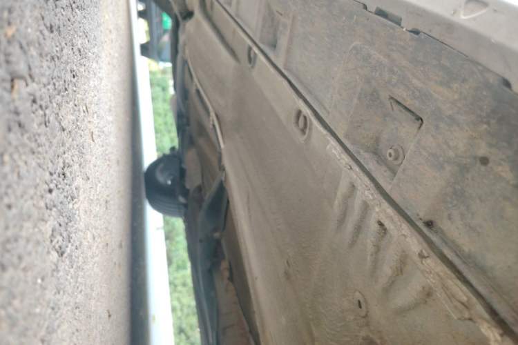 Used Volkswagen C-TREK 2017 1.6L Automatic Comfort Model Chassis Front Right