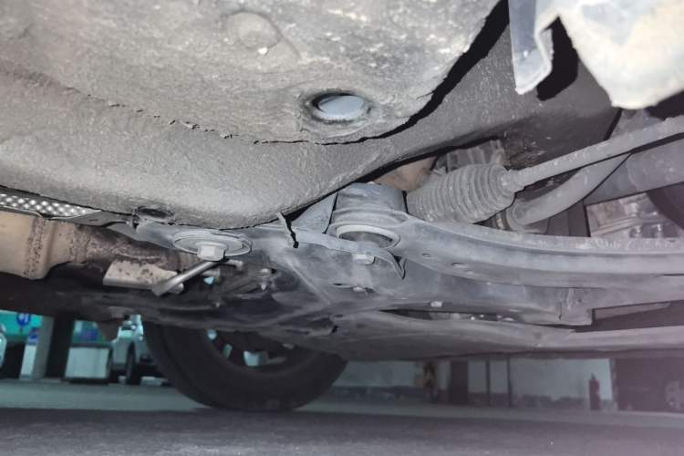 Used Volkswagen C-TREK 2017 1.6L Automatic Comfort Model Chassis Front Right