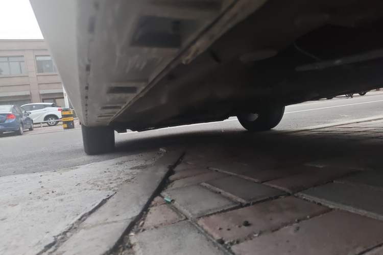 Used Volkswagen C-TREK 2017 1.6L Automatic Comfort Model Chassis Rear Left