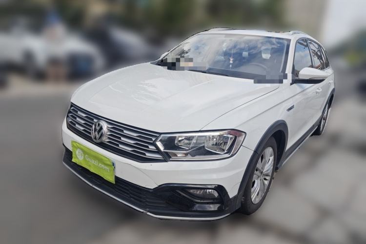Used Volkswagen C-TREK 2017 1.6L Automatic Comfort Model Guazi used car, China used car export, Used car for sale, Used cars, Cheapest cars for sale