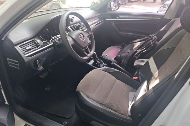 Used Volkswagen C-TREK 2017 230TSI DSG Comfort Version Driver Seat