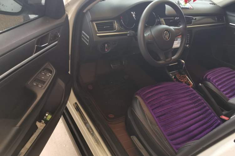 Used Volkswagen C-TREK 2017 230TSI DSG Comfort Version Driver Seat
