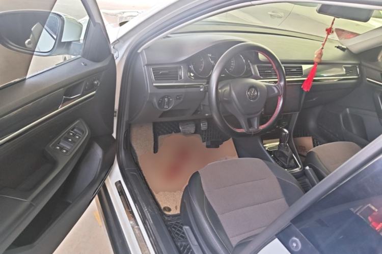 Used Volkswagen C-TREK 2017 1.6L Automatic Comfort Model Driver Seat