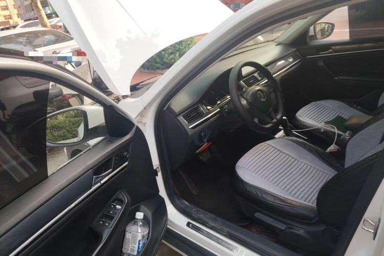 Used Volkswagen C-TREK 2017 1.6L Automatic Comfort Model Driver Seat