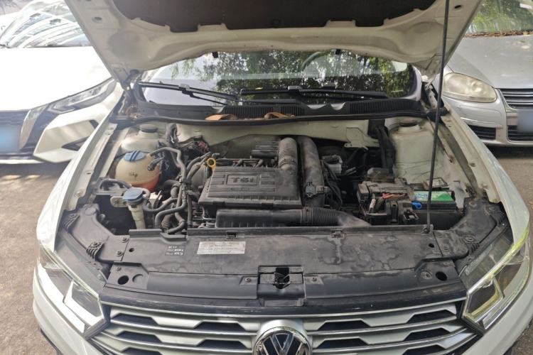 Used Volkswagen C-TREK 2017 230TSI DSG Comfort Version Engine Bay