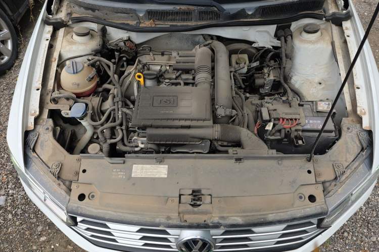 Used Volkswagen C-TREK 2017 230TSI DSG Comfort Version Engine Bay