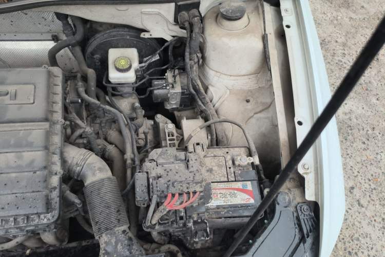 Used Volkswagen C-TREK 2017 1.6L Automatic Comfort Model Engine Bay Left