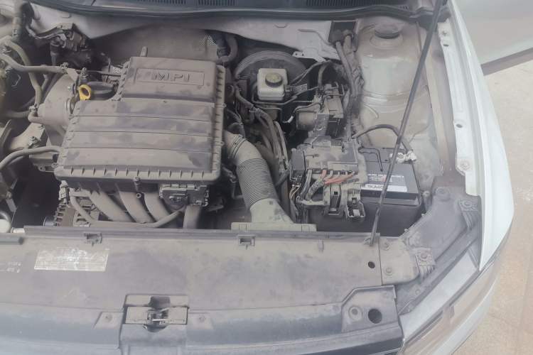 Used Volkswagen C-TREK 2017 1.6L Automatic Comfort Model Engine Bay Left