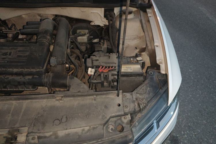 Used Volkswagen C-TREK 2017 230TSI DSG Comfort Version Engine Bay Left
