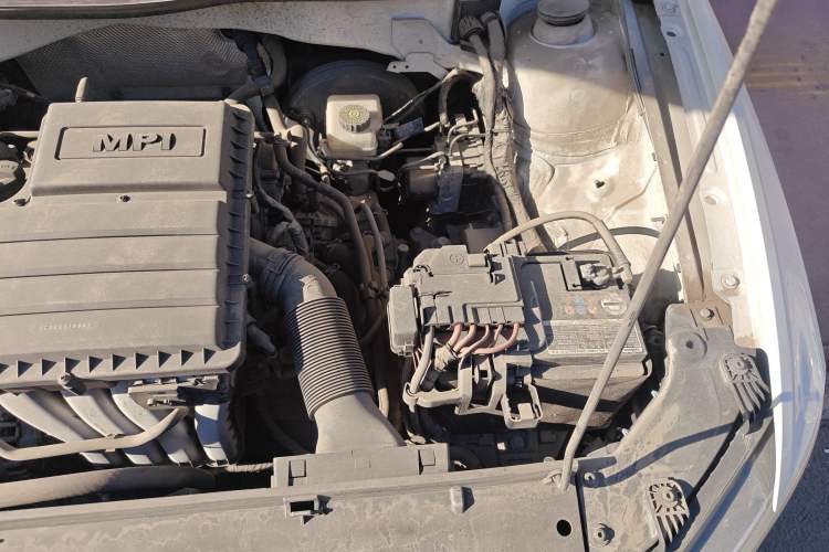 Used Volkswagen C-TREK 2017 1.6L Automatic Comfort Model Engine Bay Left