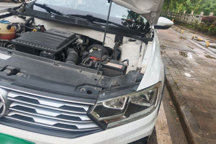Used Volkswagen C-TREK 2017 1.6L Automatic Comfort Model Engine Bay Left
