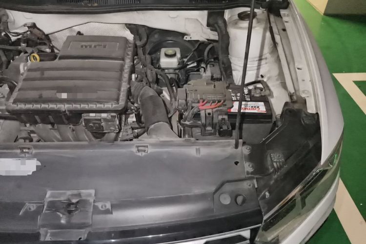 Used Volkswagen C-TREK 2017 1.6L Automatic Comfort Model Engine Bay Left