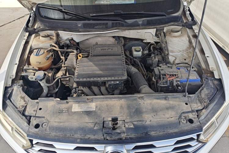 Used Volkswagen C-TREK 2017 1.6L Automatic Comfort Model Engine Bay