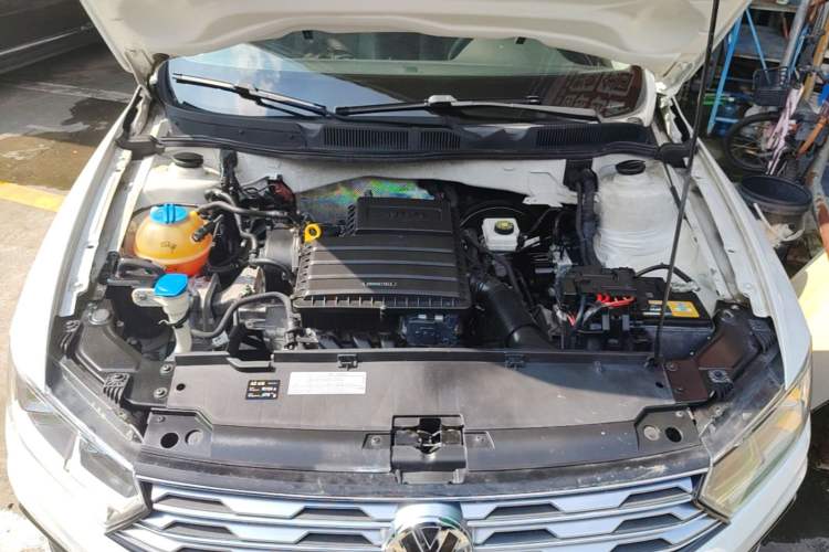 Used Volkswagen C-TREK 2017 1.6L Automatic Comfort Model Engine Bay