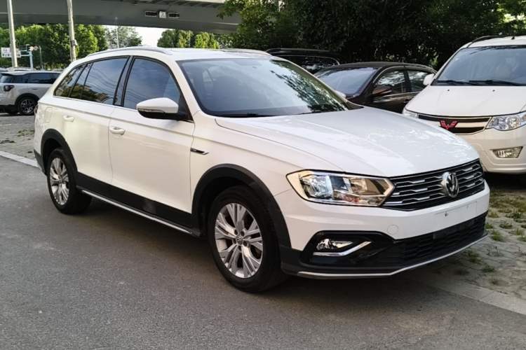 Used Volkswagen C-TREK 2017 1.6L Automatic Comfort Model Exterior 1