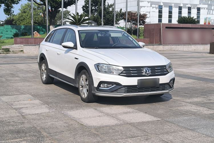 Used Volkswagen C-TREK 2017 1.6L Automatic Comfort Model Exterior 2