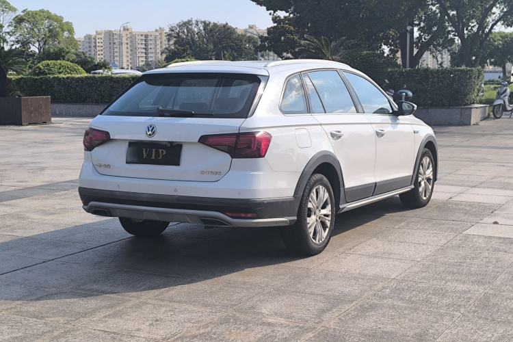 Used Volkswagen C-TREK 2017 1.6L Automatic Comfort Model Exterior 4