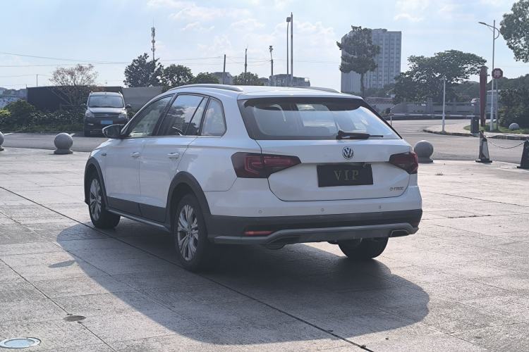 Used Volkswagen C-TREK 2017 1.6L Automatic Comfort Model Exterior 6