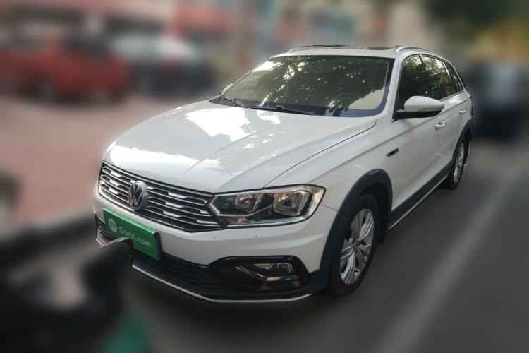 Used Volkswagen C-TREK 2017 1.6L Automatic Comfort Model Guazi used car, China used car export, Used car for sale, Used cars, Cheapest cars for sale