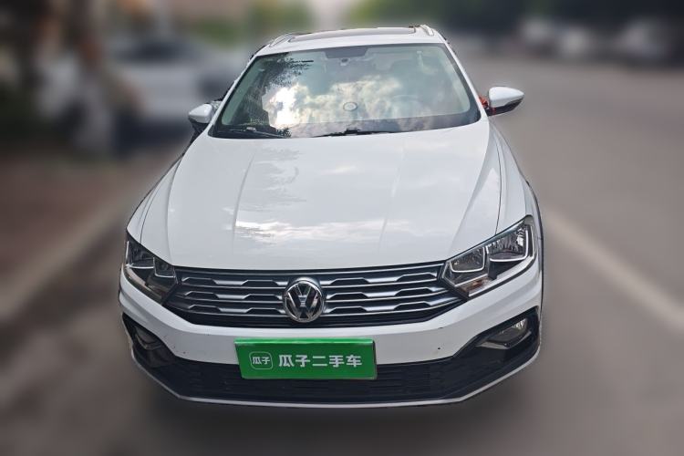 Used Volkswagen C-TREK 2017 230TSI DSG Comfort Version Front
