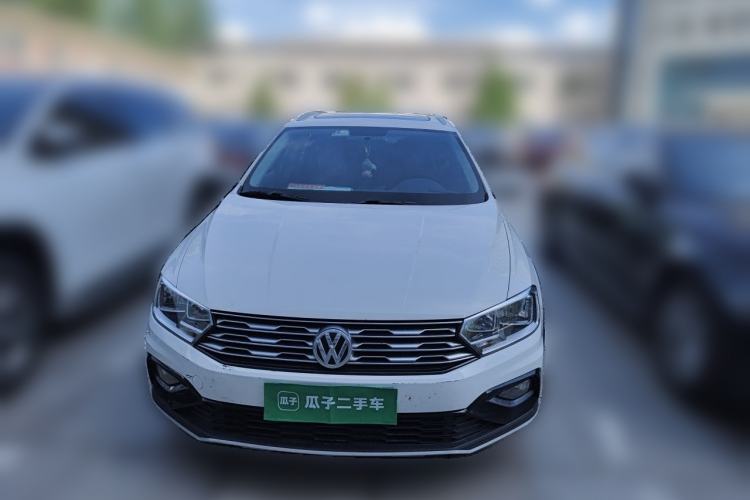 Used Volkswagen C-TREK 2017 230TSI DSG Comfort Version Front