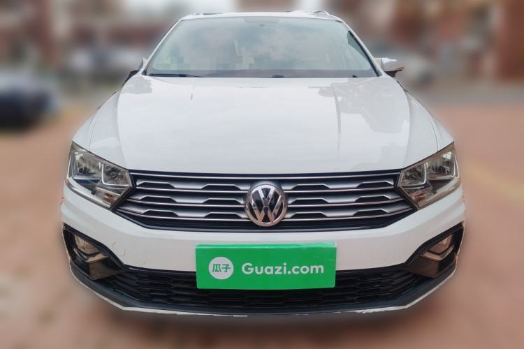 Used Volkswagen C-TREK 2017 230TSI DSG Comfort Version Front