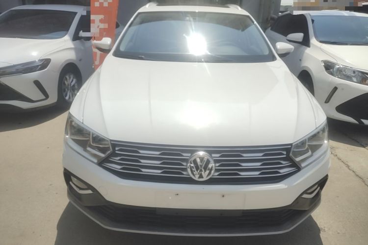 Used Volkswagen C-TREK 2017 1.6L Automatic Comfort Model Front