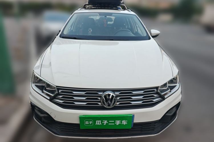 Used Volkswagen C-TREK 2017 230TSI DSG Comfort Version Front