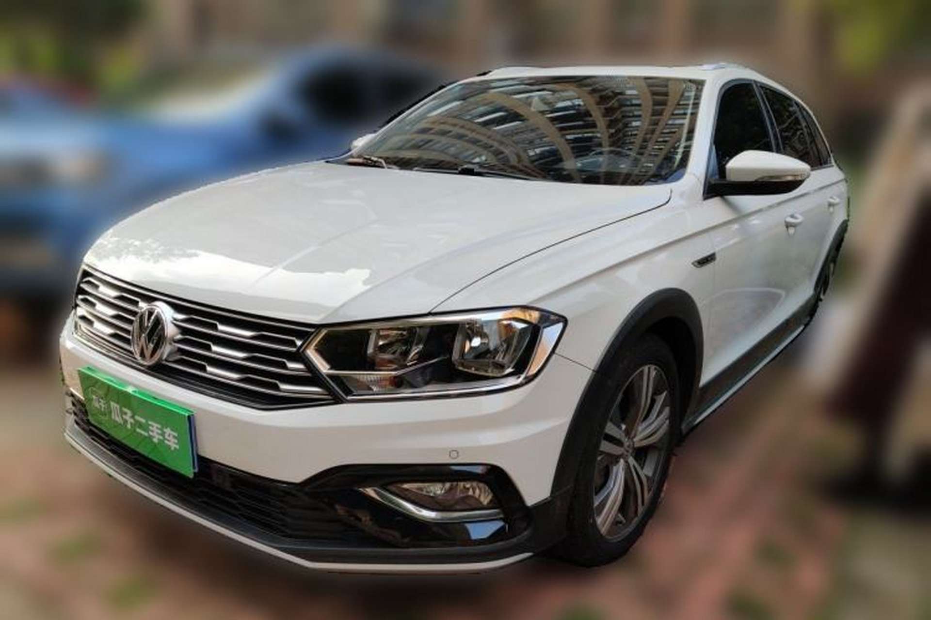 Used Volkswagen C-TREK 2017 230TSI DSG Luxury Model Front Left 45 Deg