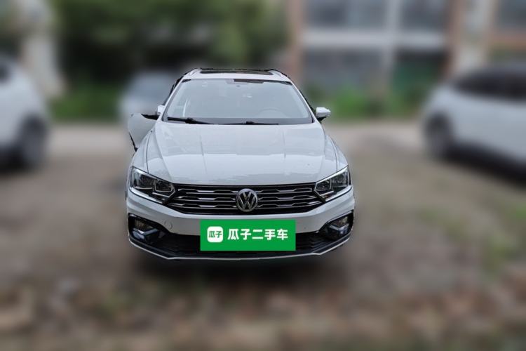 Used Volkswagen C-TREK 2017 230TSI Manual Comfort Version Front