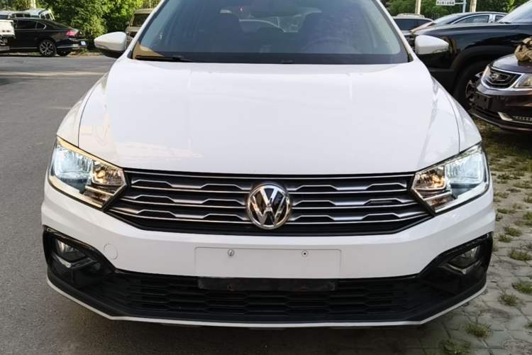 Used Volkswagen C-TREK 2017 1.6L Automatic Comfort Model Front