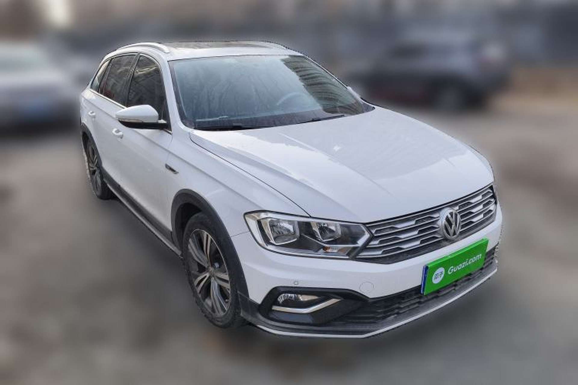 Used Volkswagen C-TREK 2017 1.6L Automatic Luxury Model Front Right 45 Deg