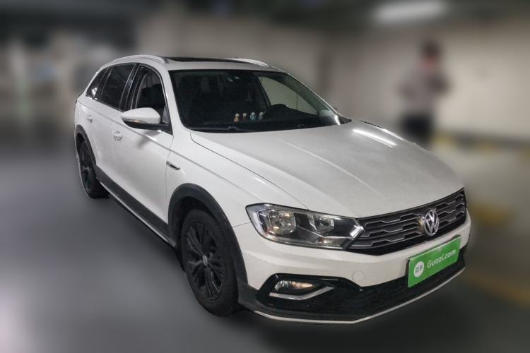 Used Volkswagen C-TREK 2017 1.6L Automatic Comfort Model Front Right 45 Deg