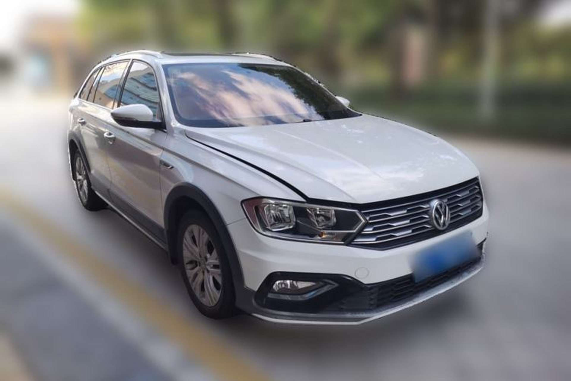 Used Volkswagen C-TREK 2017 1.6L Automatic Comfort Model Front Right 45 Deg