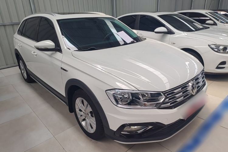 Used Volkswagen C-TREK 2017 1.6L Automatic Comfort Model Front Right 45 Deg