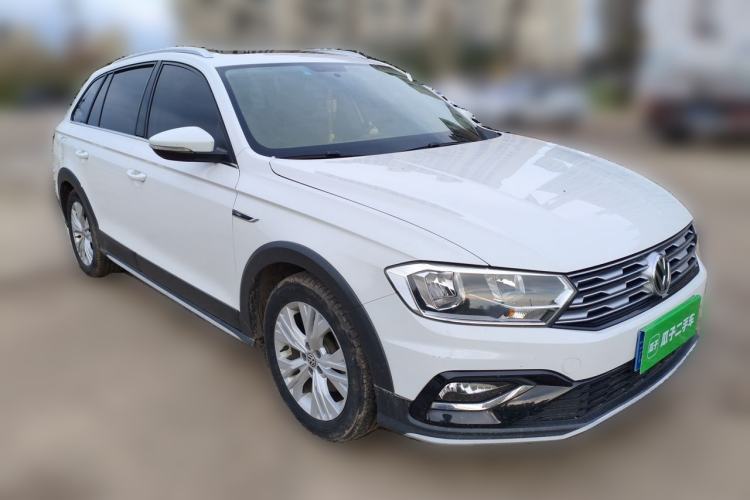 Used Volkswagen C-TREK 2017 1.6L Automatic Comfort Model Front Right 45 Deg