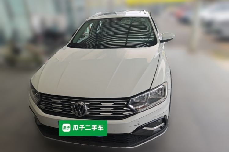 Used Volkswagen C-TREK 2017 1.6L Automatic Comfort Model Front