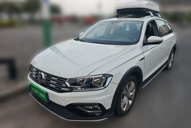 Used Volkswagen C-TREK 2017 230TSI DSG Comfort Version