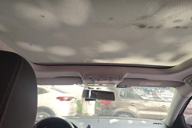 Used Volkswagen C-TREK 2017 230TSI DSG Comfort Version Headliner