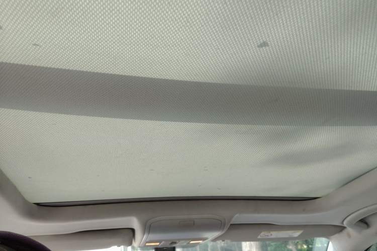 Used Volkswagen C-TREK 2017 1.6L Automatic Comfort Model Headliner