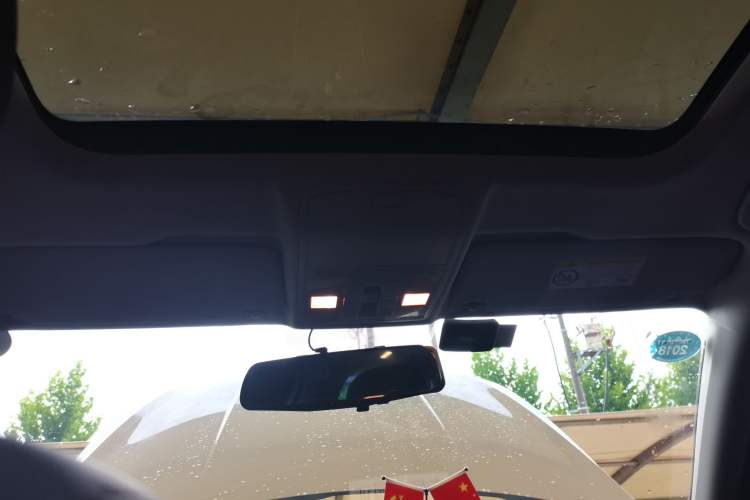 Used Volkswagen C-TREK 2017 230TSI DSG Comfort Version Headliner