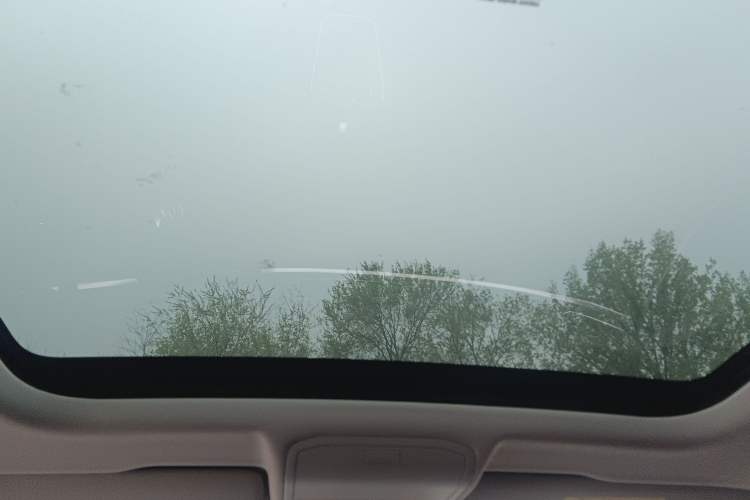 Used Volkswagen C-TREK 2017 230TSI DSG Comfort Version Headliner